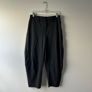 Ruti black barrel leg style pants